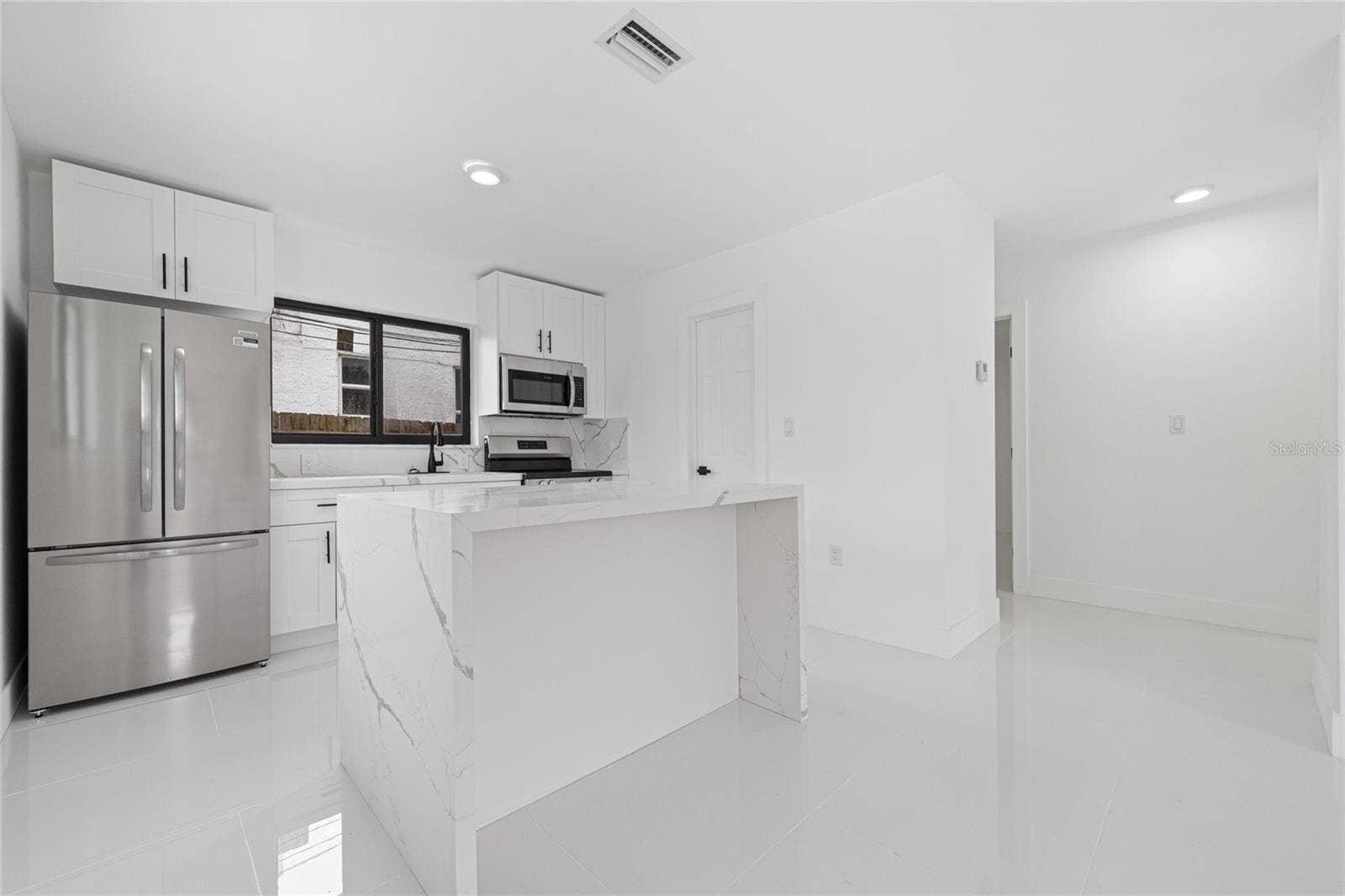 1112 SW 11TH AVENUE, Miami, FL 33129