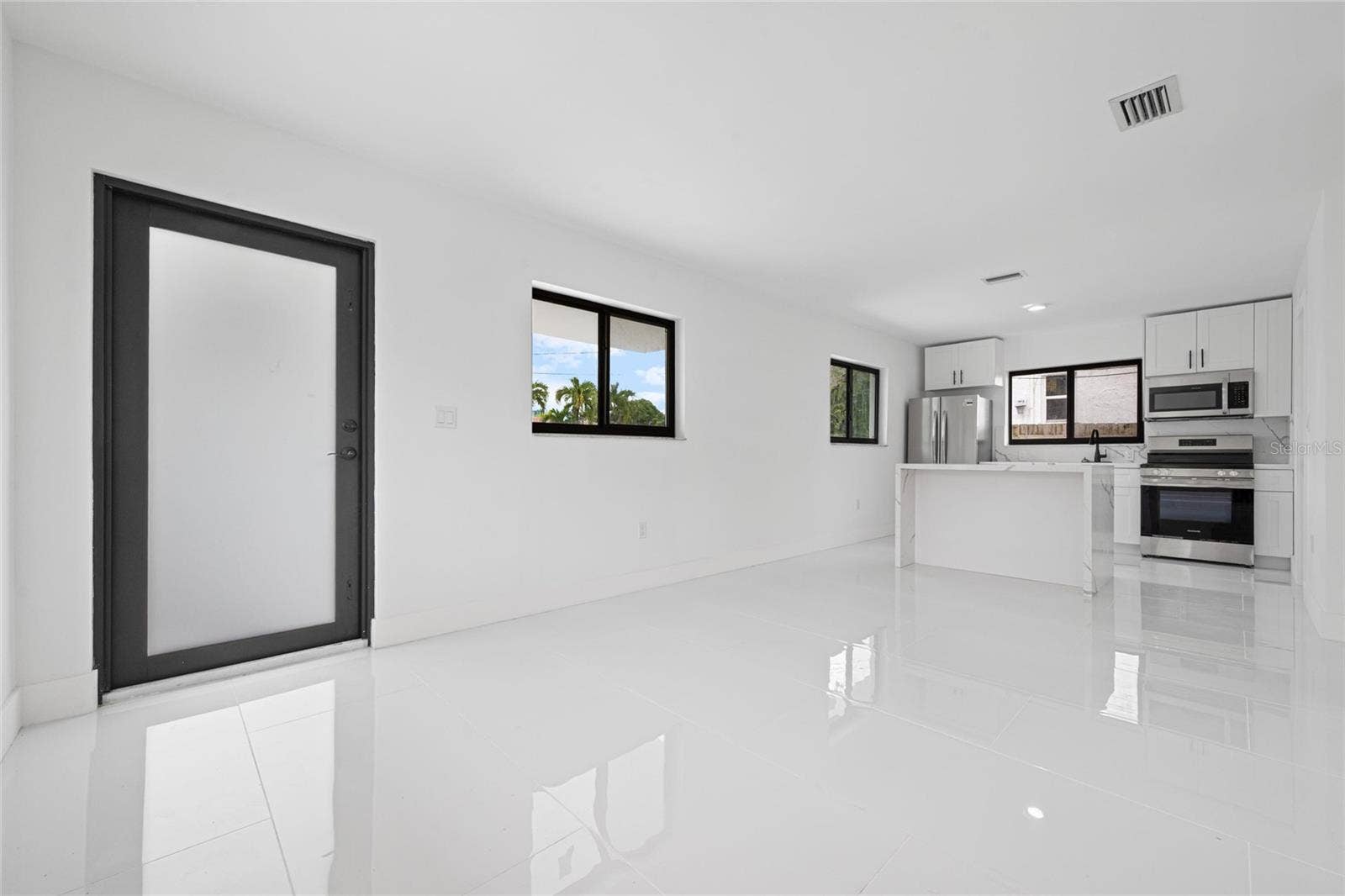 1112 SW 11TH AVENUE, Miami, FL 33129
