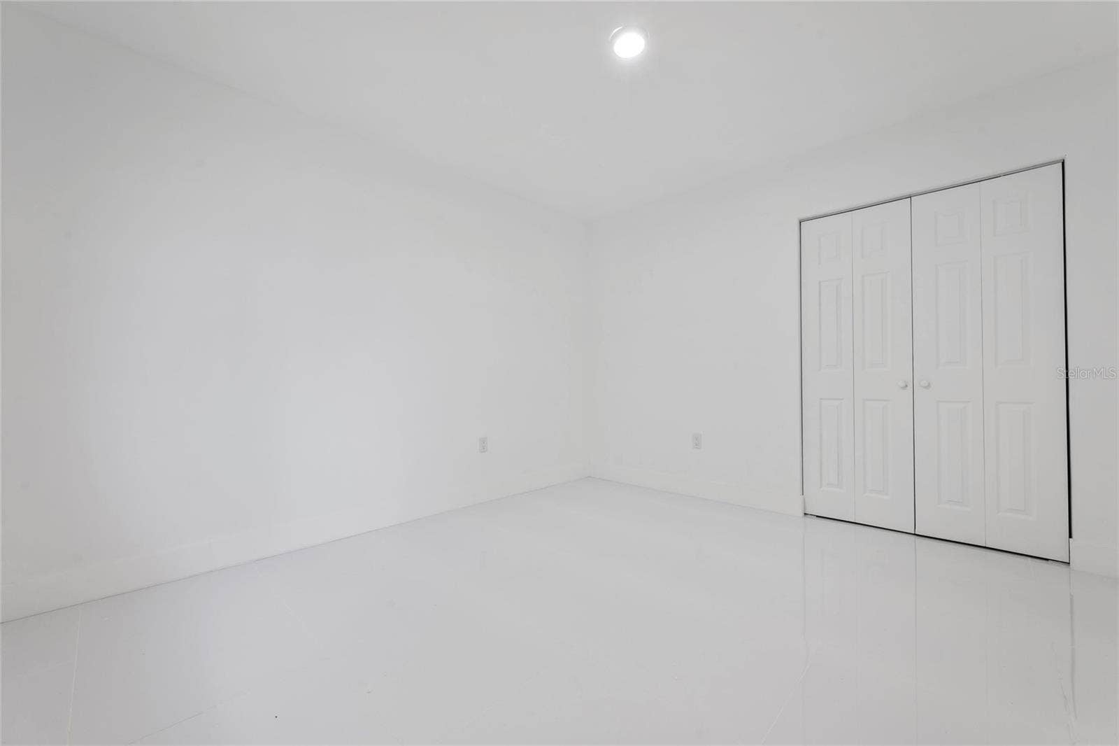 1112 SW 11TH AVENUE, Miami, FL 33129