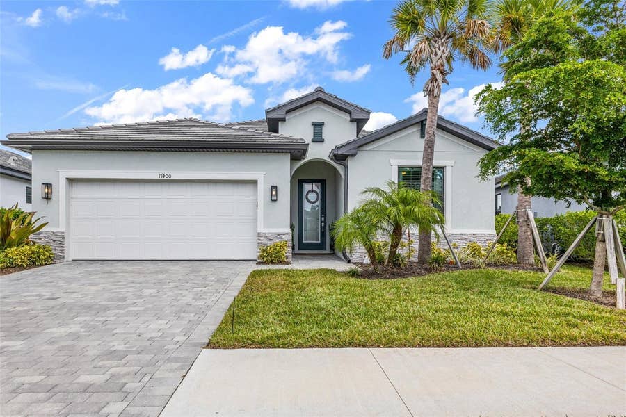 Property photo for 17400 LUMINOUS AVENUE, Venice, FL