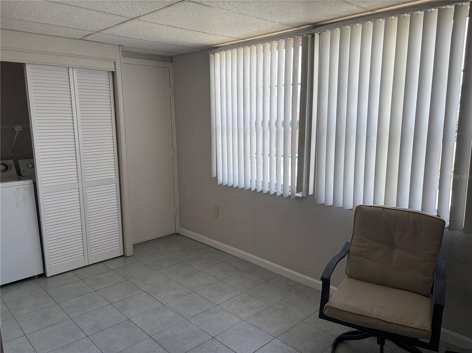 4158 TAMIAMI TRAIL, #T8, Port Charlotte, FL 33952 Sun Room with view and pool access.