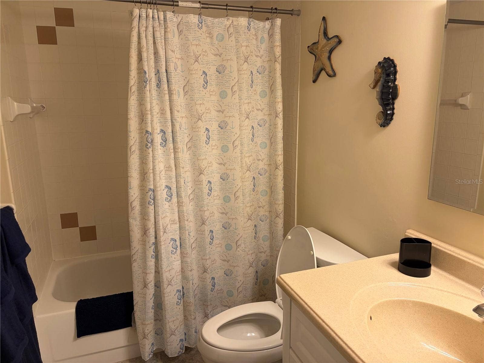 26485 RAMPART BOULEVARD, #E24, Punta Gorda, FL 33983 Primary Bathroom
