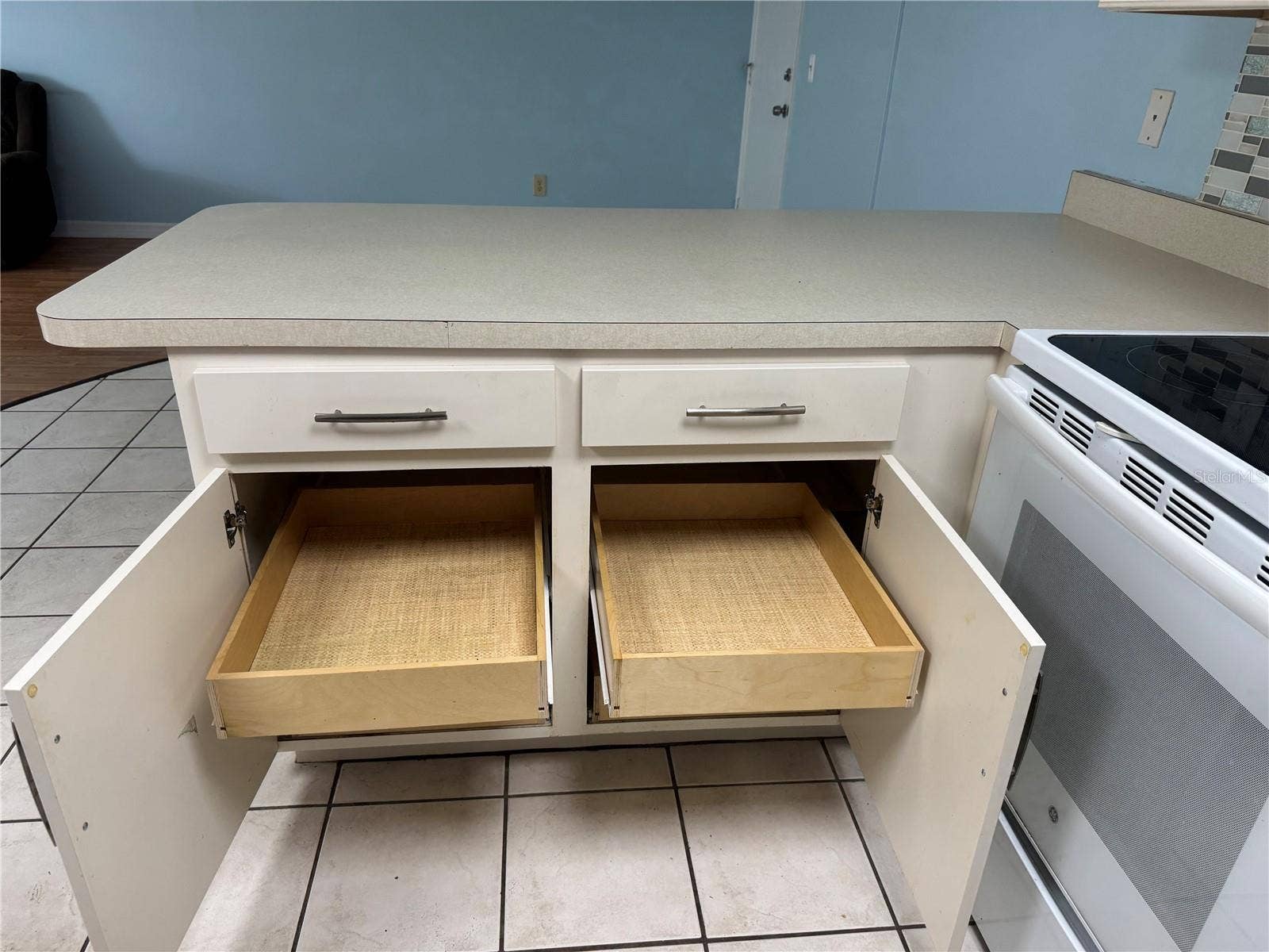 21260 BRINSON AVENUE, #206, Port Charlotte, FL 33952 Kitchen Cabinets