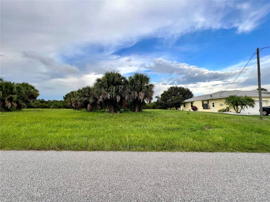 Property photo for 172 TOURNAMENT ROAD, Rotonda West, FL