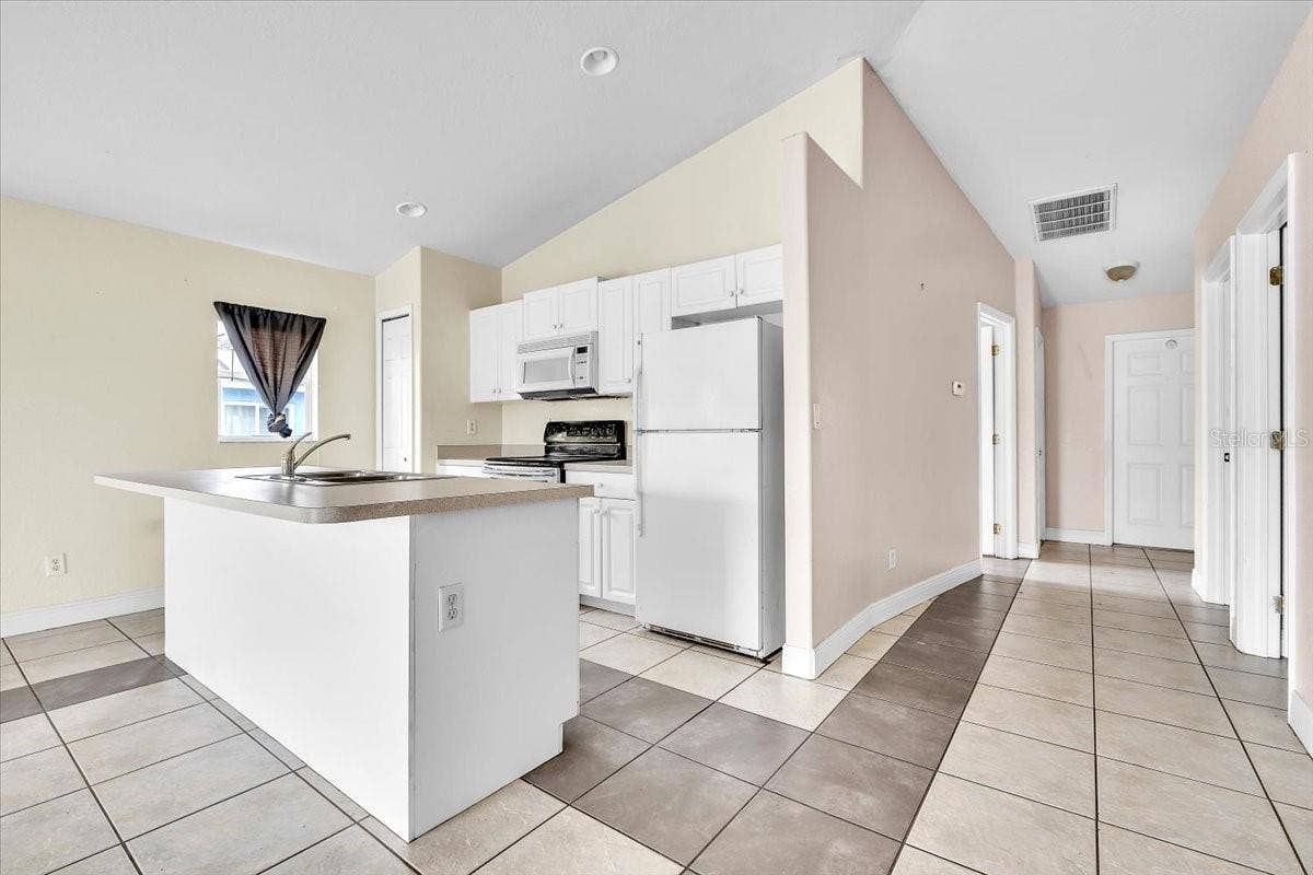 4507 20TH STREET SW, Lehigh Acres, FL 33973