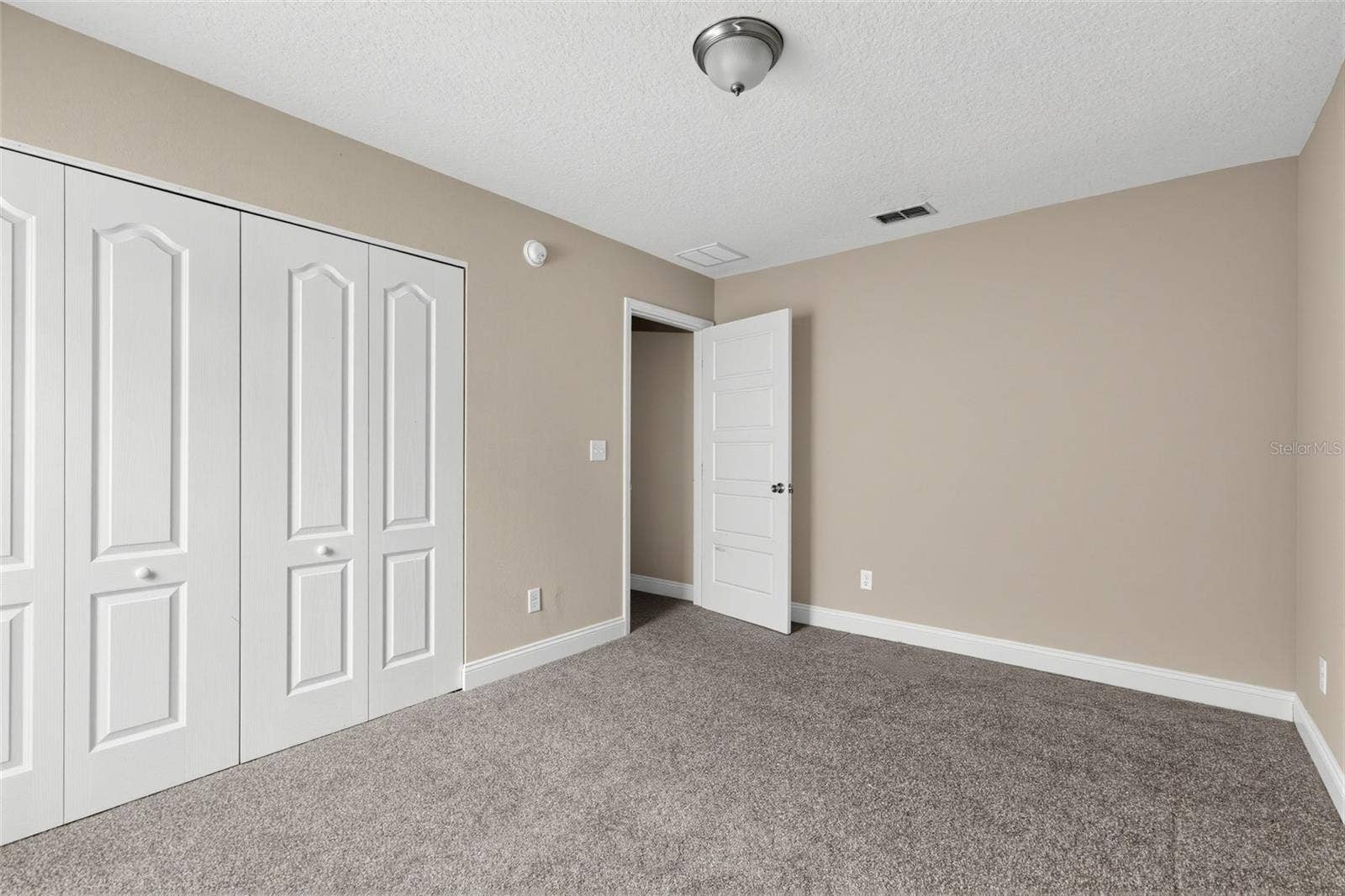 10 RIVIERA ESTATES DRIVE, Palm Coast, FL 32164