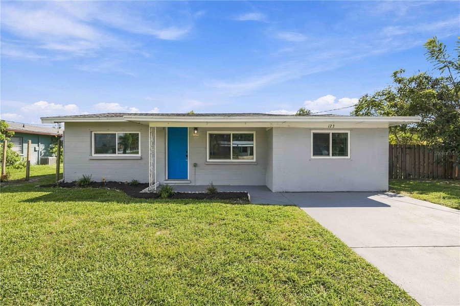 Property photo for 123 VIRGINIA COURT, Englewood, FL