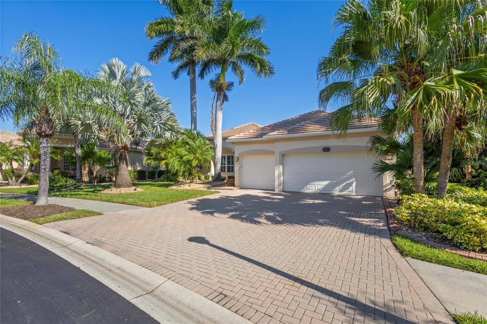 1835 CREEK NINE DRIVE, North Port, FL 34291 1835 CREEK NINE DRIVE, North Port, FL 34291