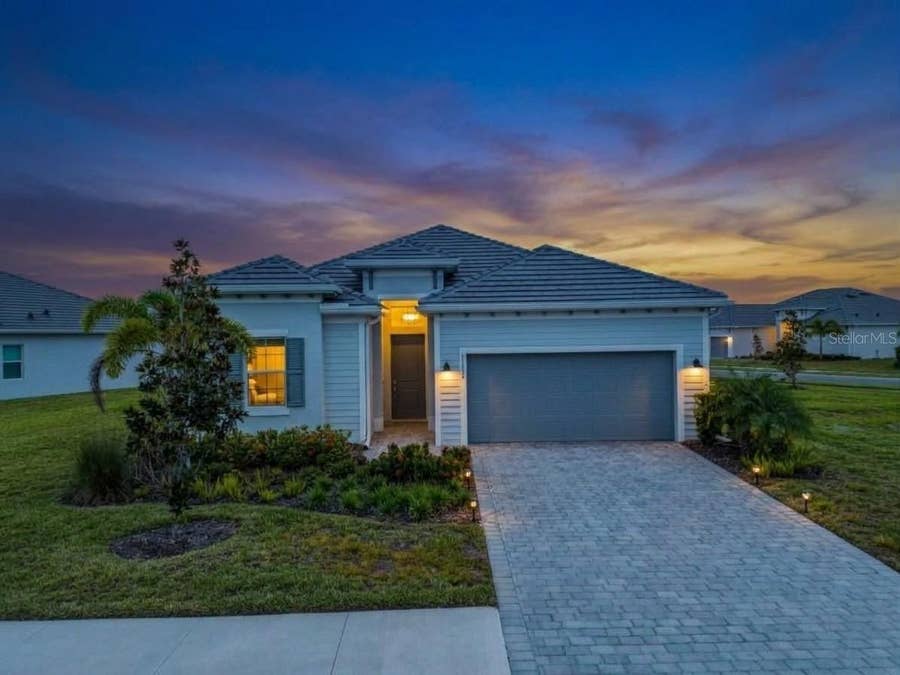 Property photo for 12850 TULUM LOOP, Venice, FL