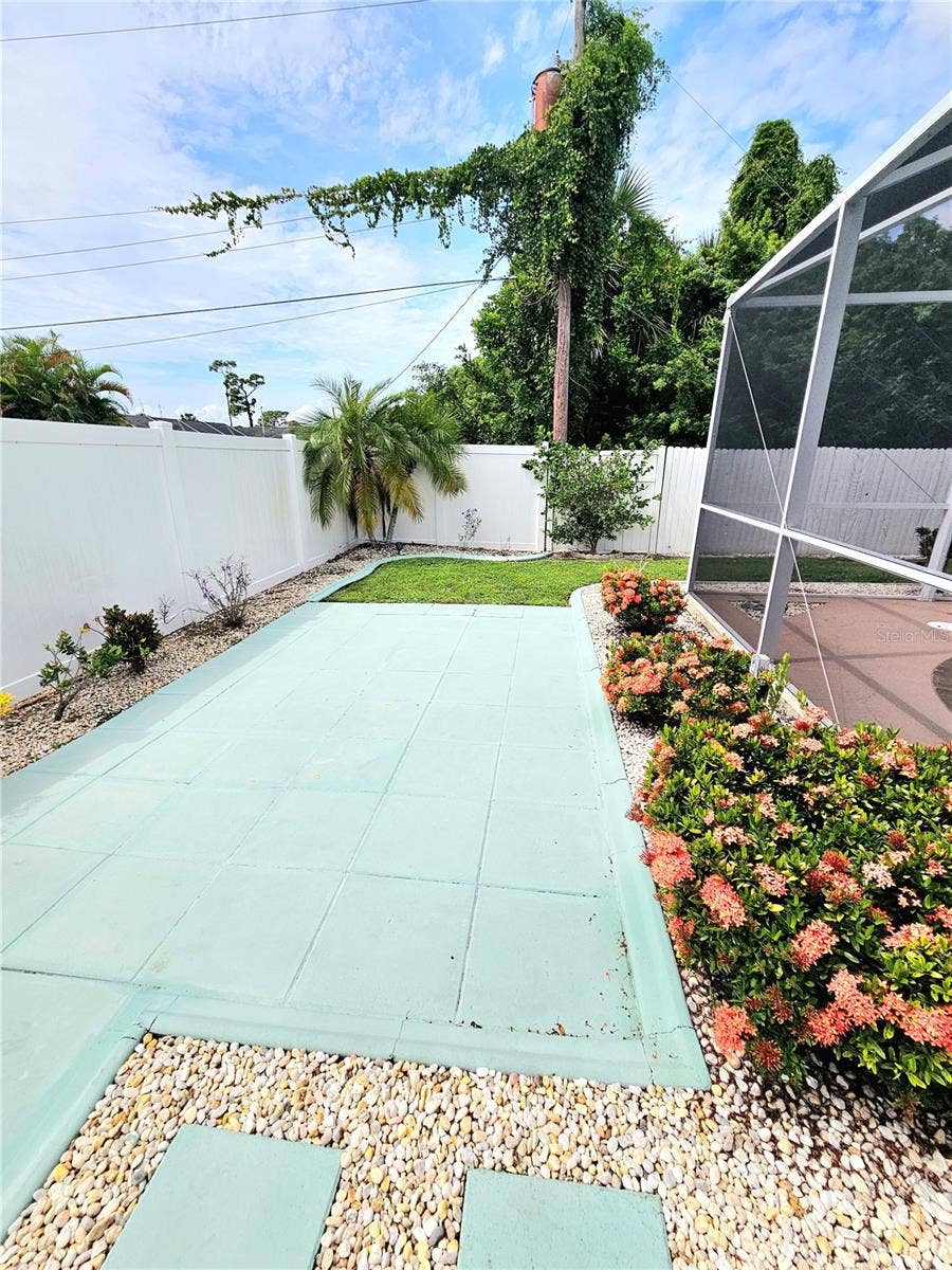 582 AZALEA DRIVE NW, Port Charlotte, FL 33952 582 AZALEA DRIVE NW, Port Charlotte, FL 33952