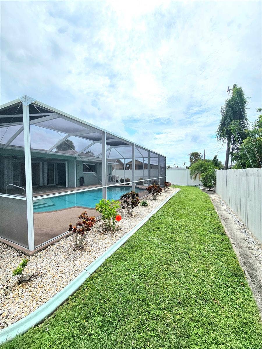582 AZALEA DRIVE NW, Port Charlotte, FL 33952 582 AZALEA DRIVE NW, Port Charlotte, FL 33952