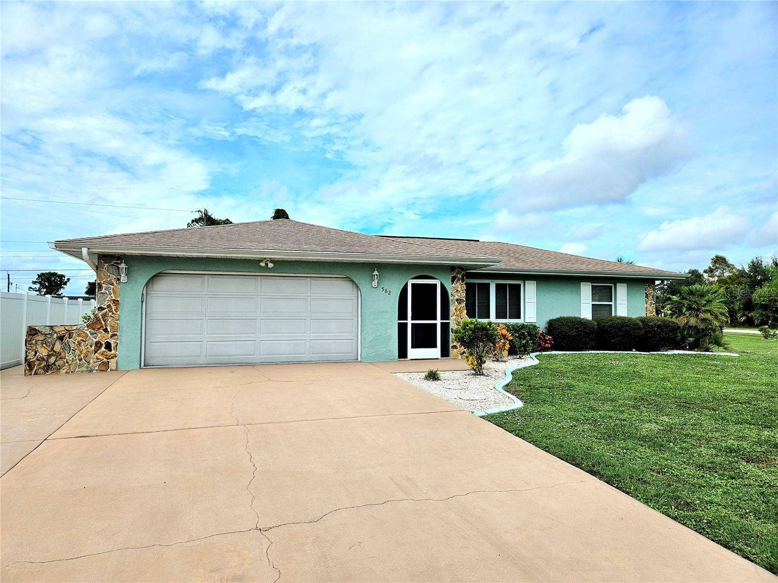 582 AZALEA DRIVE NW, Port Charlotte, FL 33952 582 AZALEA DRIVE NW, Port Charlotte, FL 33952