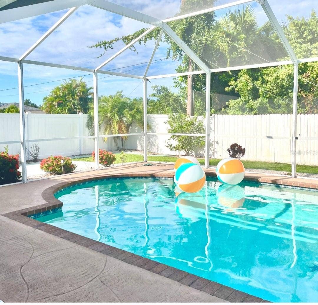 582 AZALEA DRIVE NW, Port Charlotte, FL 33952 582 AZALEA DRIVE NW, Port Charlotte, FL 33952