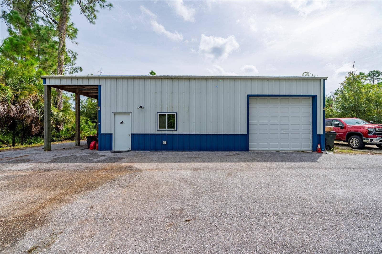 2508 TROPICAIRE BOULEVARD, North Port, FL 34286 2508 TROPICAIRE BOULEVARD, North Port, FL 34286