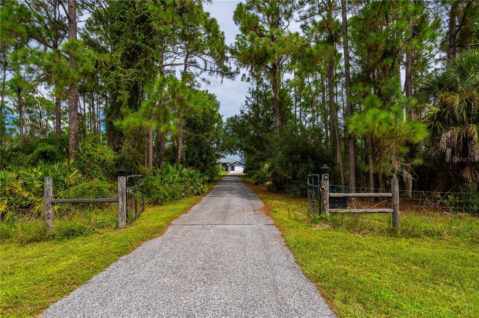 2508 TROPICAIRE BOULEVARD, North Port, FL 34286 2508 TROPICAIRE BOULEVARD, North Port, FL 34286