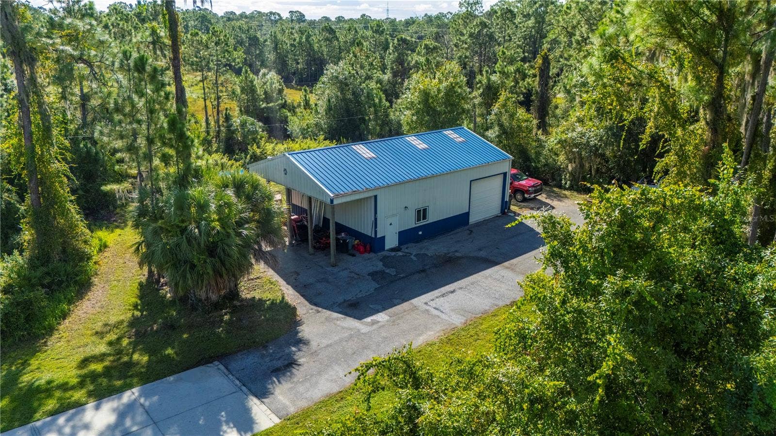 2508 TROPICAIRE BOULEVARD, North Port, FL 34286 2508 TROPICAIRE BOULEVARD, North Port, FL 34286