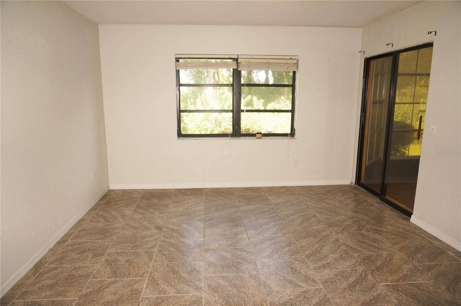 175 KINGS HIGHWAY, A6 (aka #416), Punta Gorda, FL 33983 175 KINGS HIGHWAY, A6 (aka #416), Punta Gorda, FL 33983