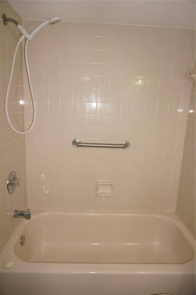 175 KINGS HIGHWAY, A6 (aka #416), Punta Gorda, FL 33983 175 KINGS HIGHWAY, A6 (aka #416), Punta Gorda, FL 33983