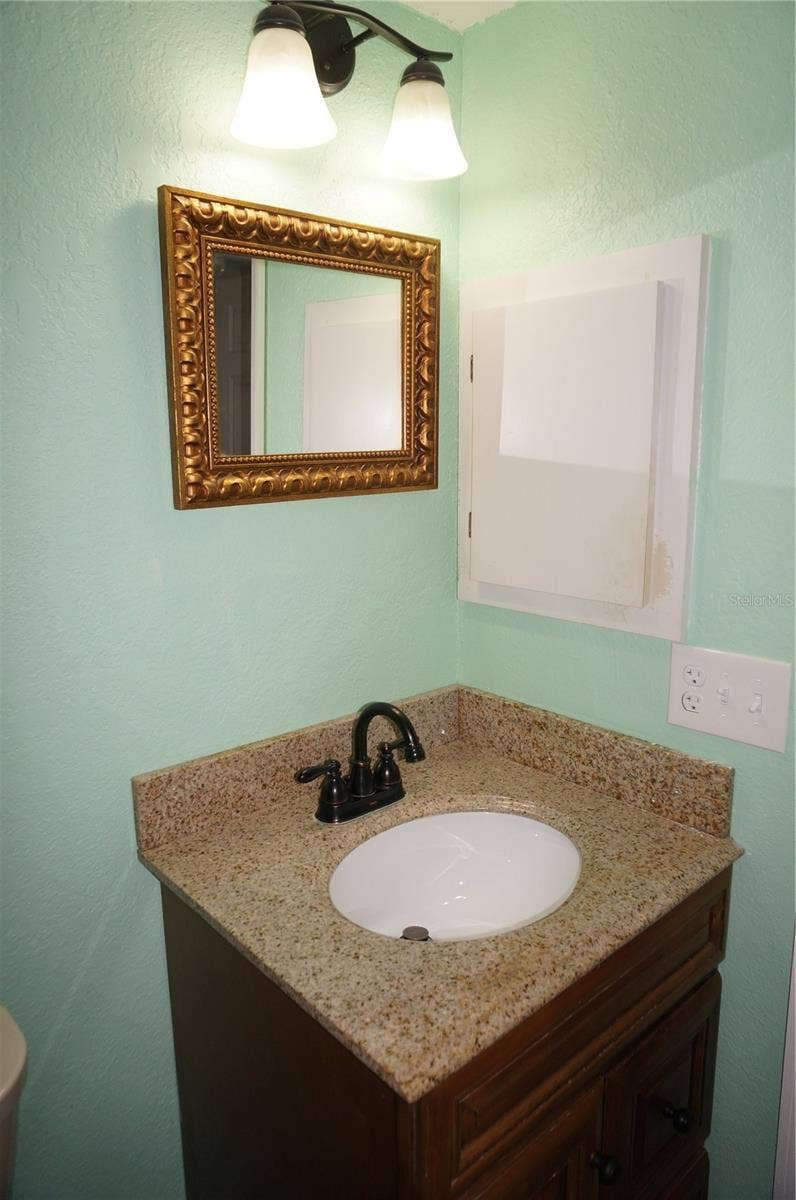 175 KINGS HIGHWAY, A6 (aka #416), Punta Gorda, FL 33983 175 KINGS HIGHWAY, A6 (aka #416), Punta Gorda, FL 33983