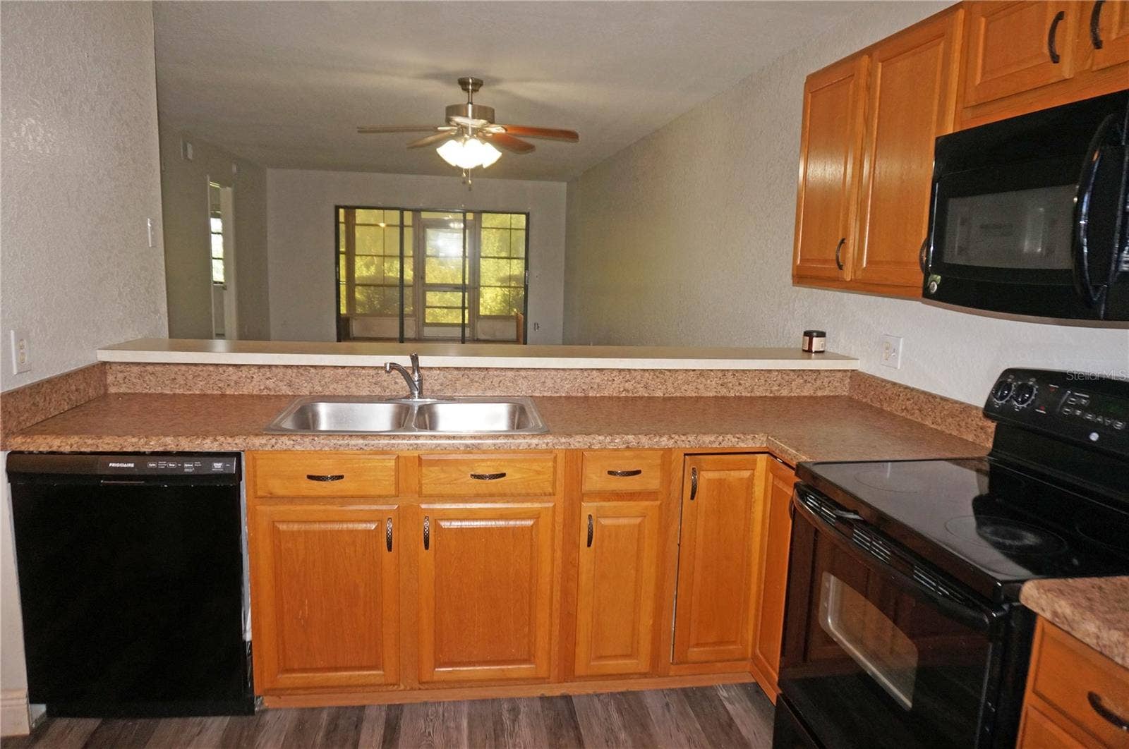 175 KINGS HIGHWAY, A6 (aka #416), Punta Gorda, FL 33983 175 KINGS HIGHWAY, A6 (aka #416), Punta Gorda, FL 33983