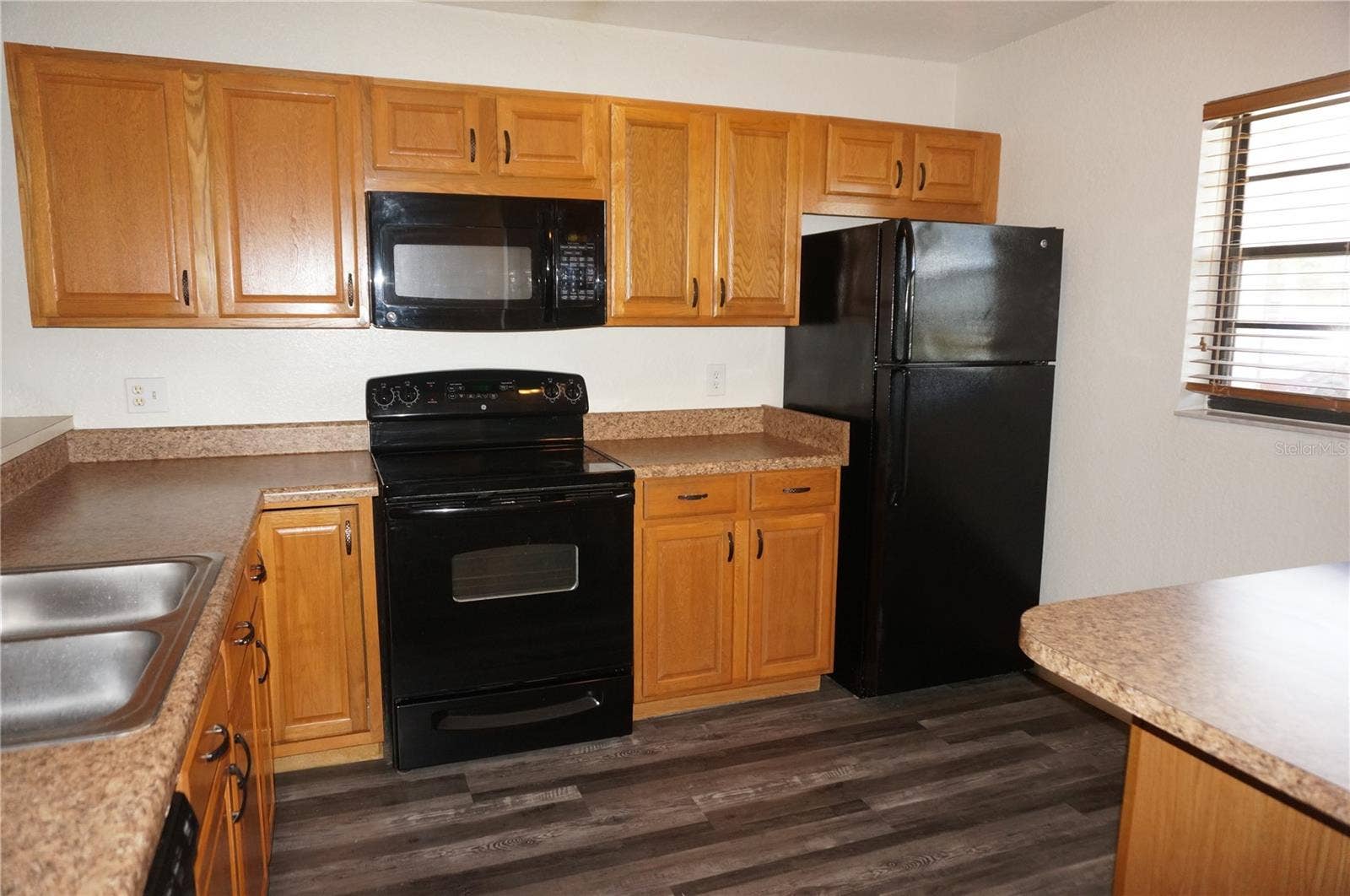 175 KINGS HIGHWAY, A6 (aka #416), Punta Gorda, FL 33983 175 KINGS HIGHWAY, A6 (aka #416), Punta Gorda, FL 33983