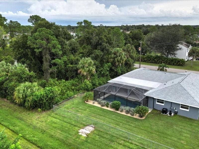 393 MALPELO AVENUE, Punta Gorda, FL 33983 393 MALPELO AVENUE, Punta Gorda, FL 33983