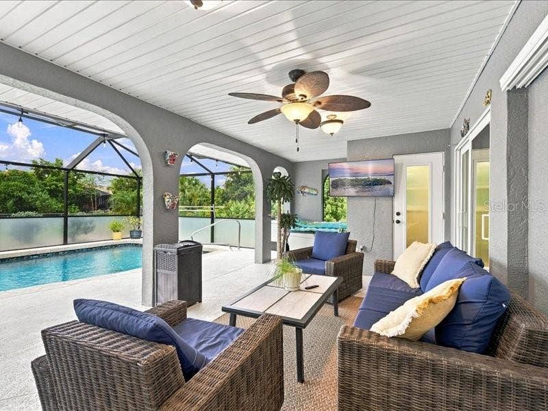 393 MALPELO AVENUE, Punta Gorda, FL 33983 393 MALPELO AVENUE, Punta Gorda, FL 33983