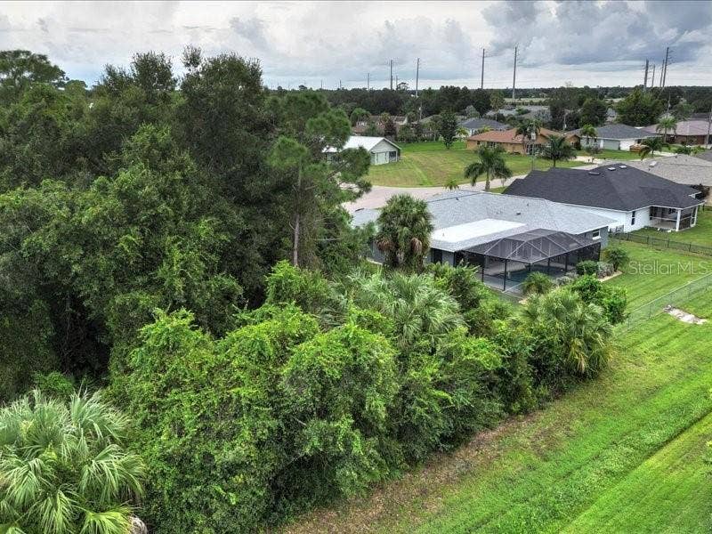 393 MALPELO AVENUE, Punta Gorda, FL 33983 393 MALPELO AVENUE, Punta Gorda, FL 33983