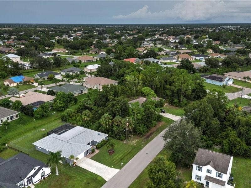 393 MALPELO AVENUE, Punta Gorda, FL 33983 393 MALPELO AVENUE, Punta Gorda, FL 33983
