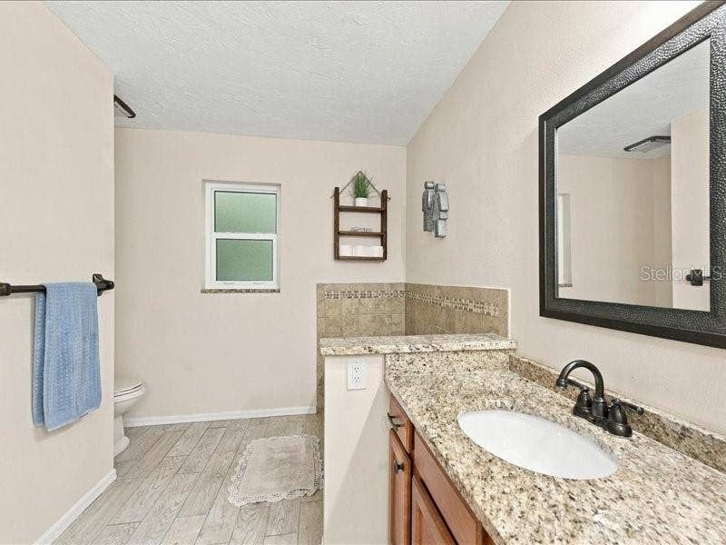 393 MALPELO AVENUE, Punta Gorda, FL 33983 393 MALPELO AVENUE, Punta Gorda, FL 33983