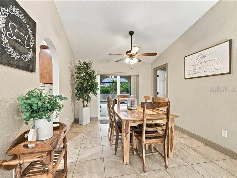 393 MALPELO AVENUE, Punta Gorda, FL 33983 393 MALPELO AVENUE, Punta Gorda, FL 33983