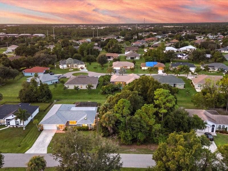 393 MALPELO AVENUE, Punta Gorda, FL 33983 393 MALPELO AVENUE, Punta Gorda, FL 33983