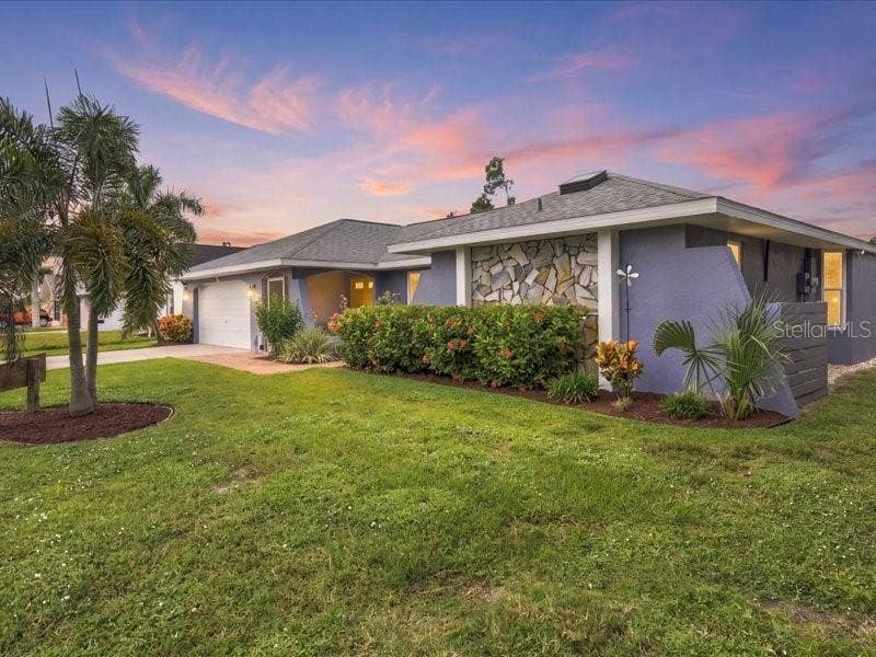 393 MALPELO AVENUE, Punta Gorda, FL 33983 393 MALPELO AVENUE, Punta Gorda, FL 33983