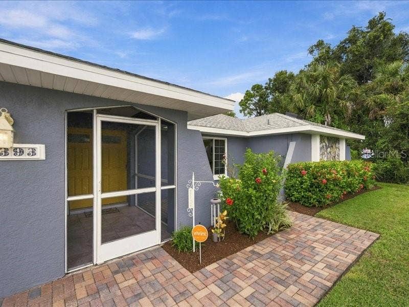 393 MALPELO AVENUE, Punta Gorda, FL 33983 393 MALPELO AVENUE, Punta Gorda, FL 33983