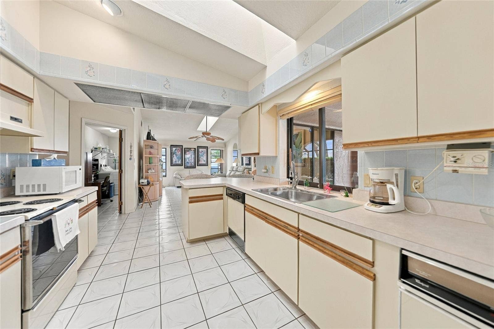 5242 FORBES TERRACE, Port Charlotte, FL 33981 Kitchen
