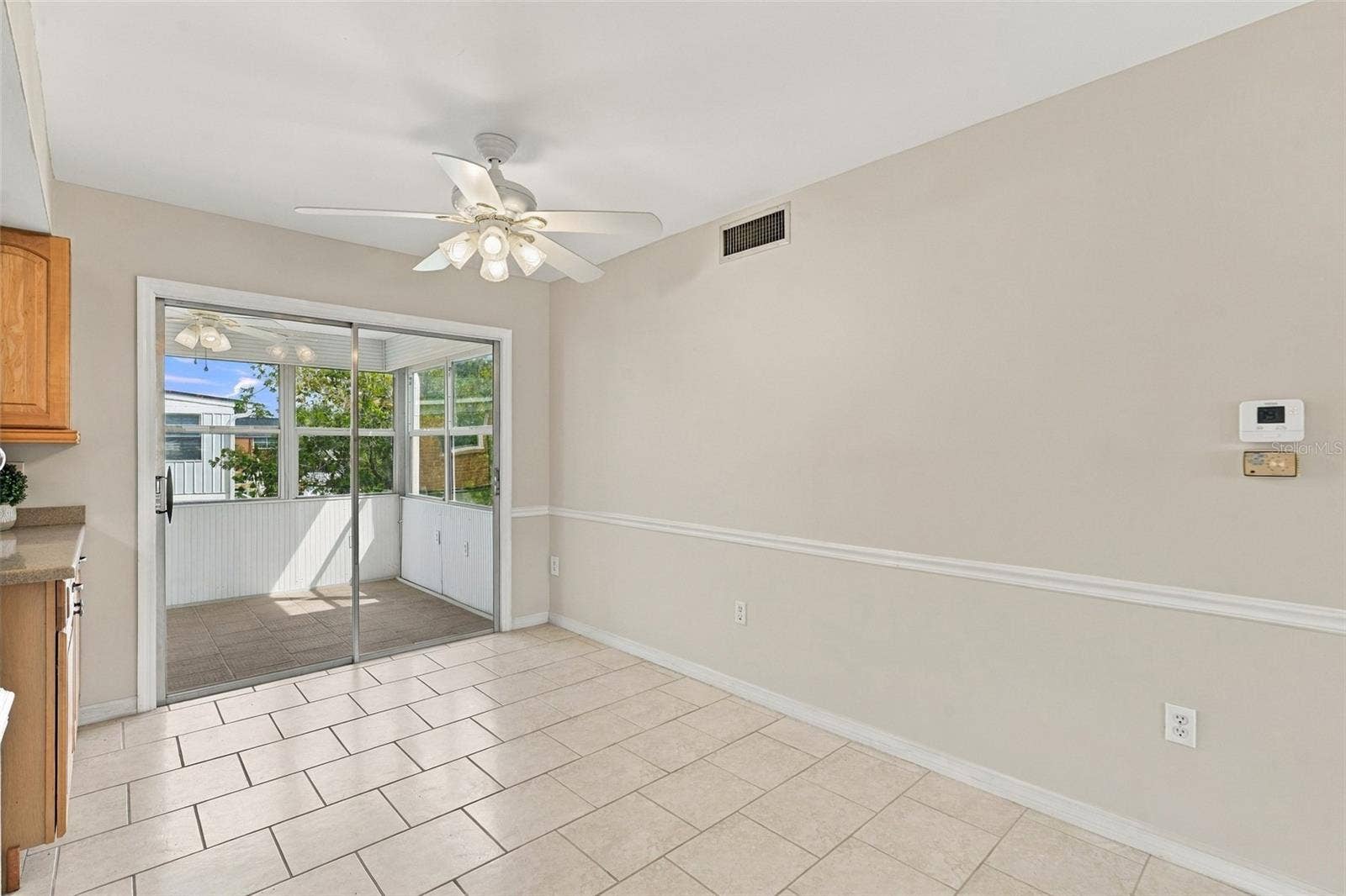 4158 TAMIAMI TRAIL, #P4, Port Charlotte, FL 33952 Dining Room Vacant