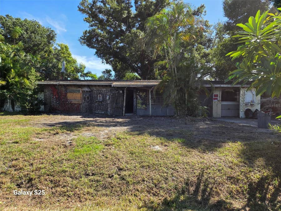 Property photo for 4044 S MARK DRIVE, Sarasota, FL