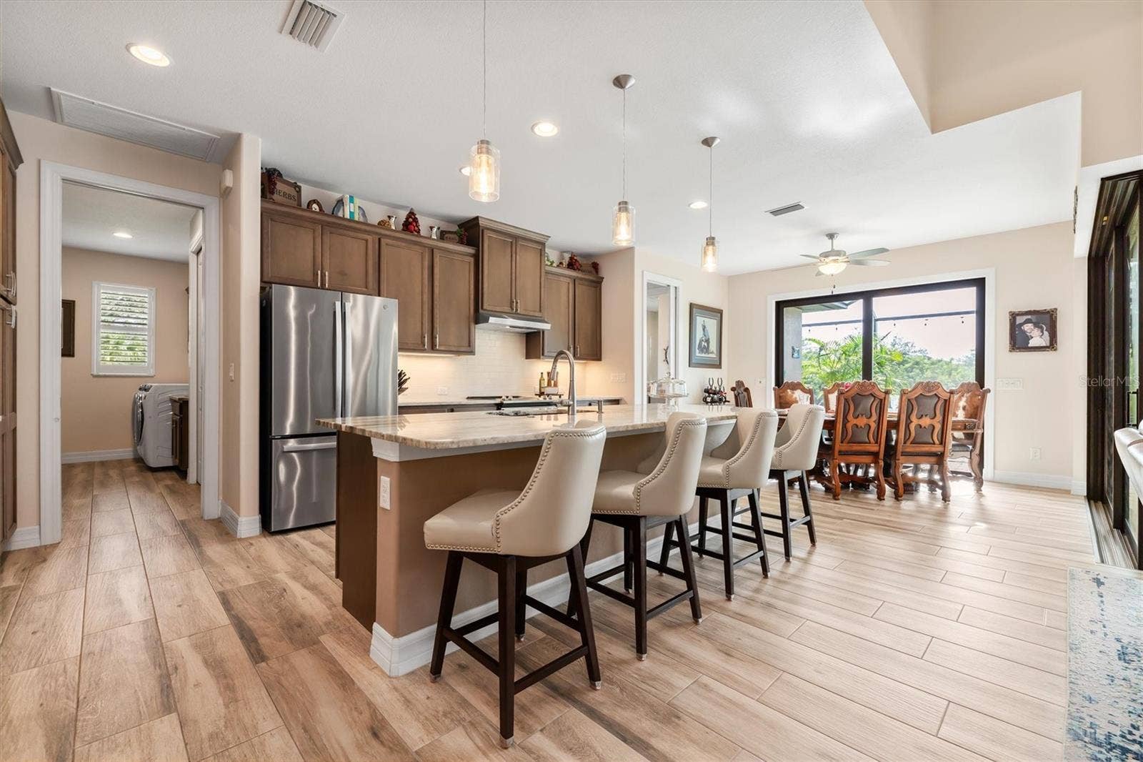 Huge Kitchen, Ample Cabinet Space