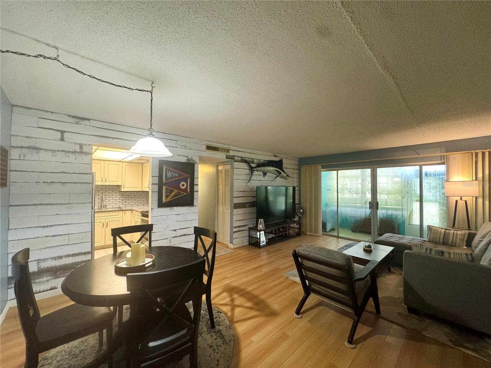 2437 HARBOR BOULEVARD, #110, Port Charlotte, FL 33952 Dining / living room