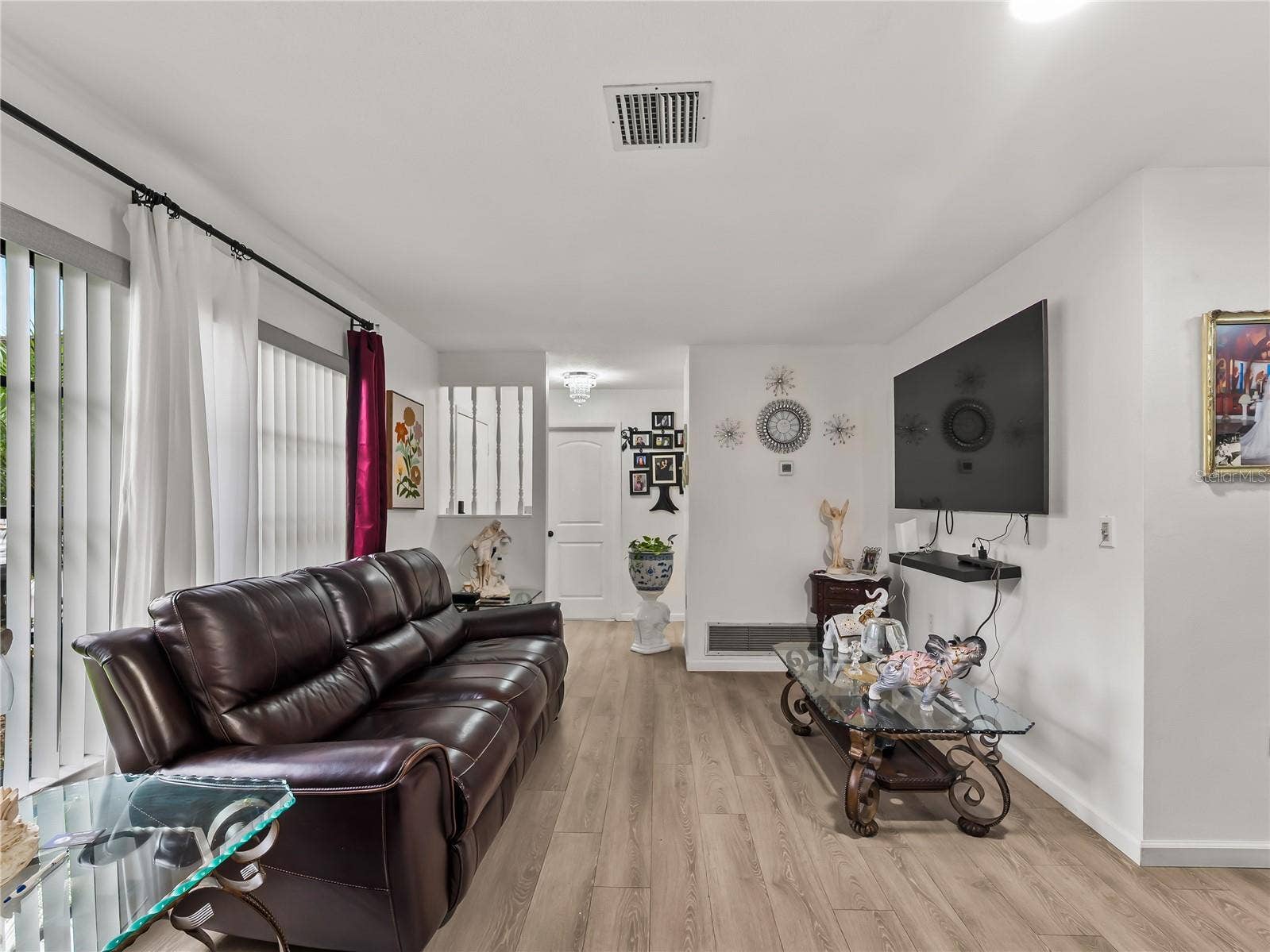 LivingRoom_20307SilentAve_PortCharlotte_OpenConcept_Wide2.jpg