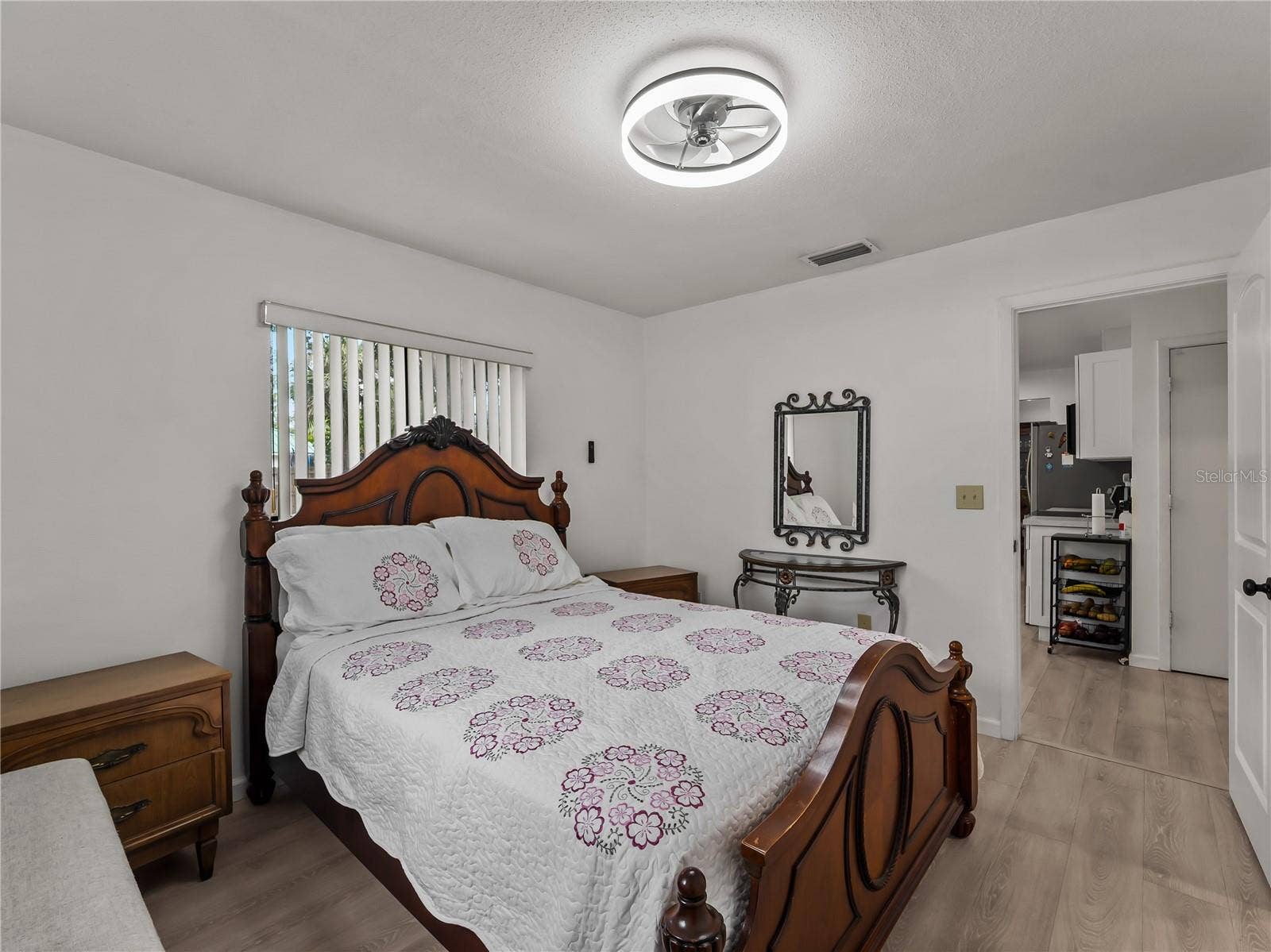 GuestBedroom_20307SilentAve_PortCharlotte_CeilingFan_Corner.jpg