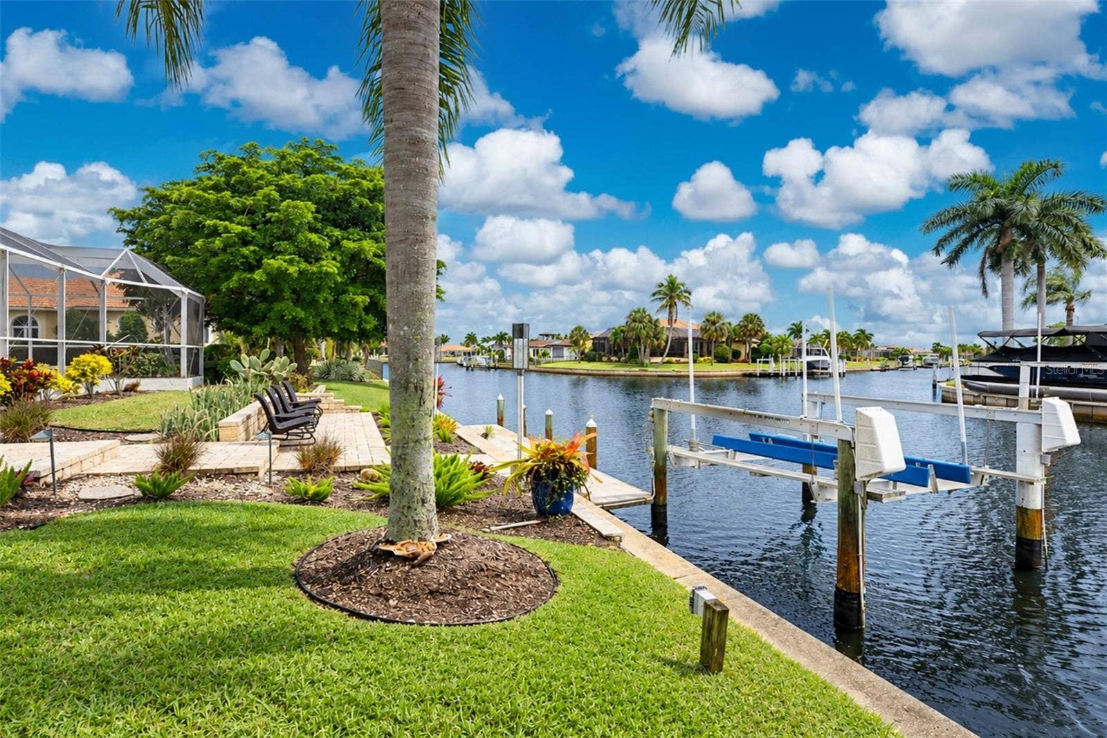 1018 CONECTA DRIVE, Punta Gorda, FL 33950 Yard