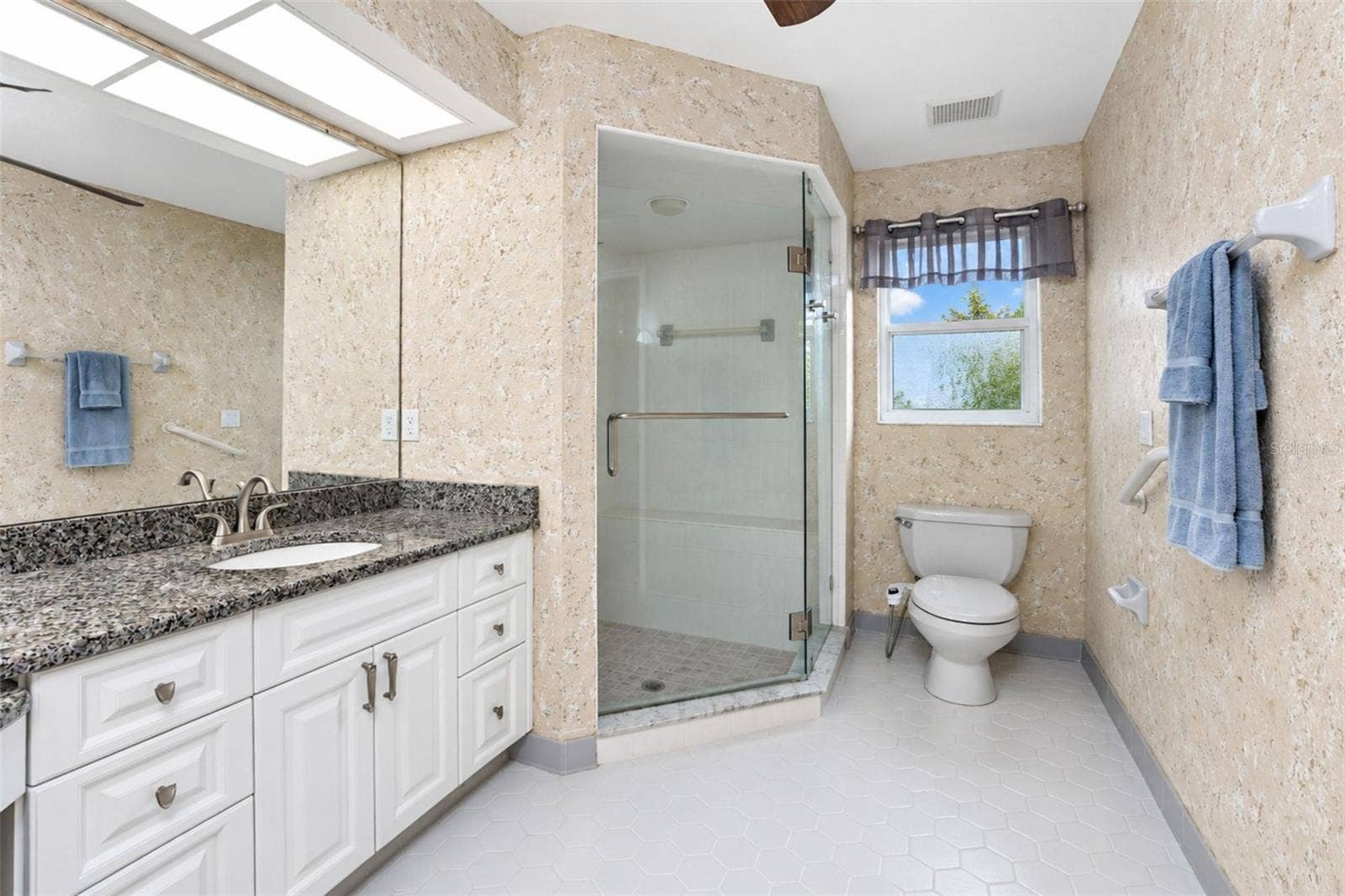 1018 CONECTA DRIVE, Punta Gorda, FL 33950 Primary Bathroom