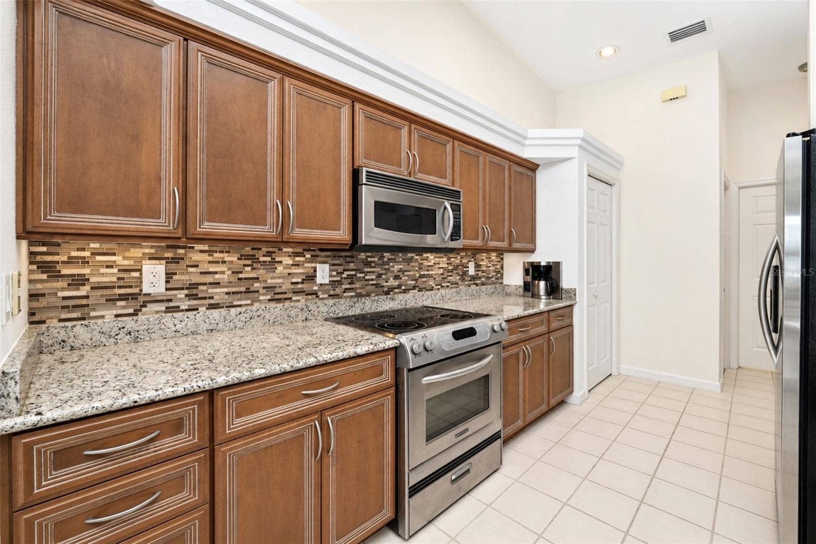 1018 CONECTA DRIVE, Punta Gorda, FL 33950 Kitchen