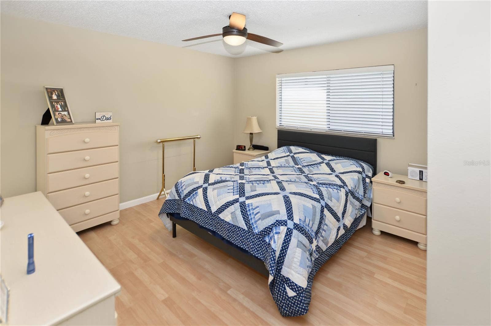 457 ALBEE FARM ROAD, #V13, Venice, FL 34285 Primary bedroom