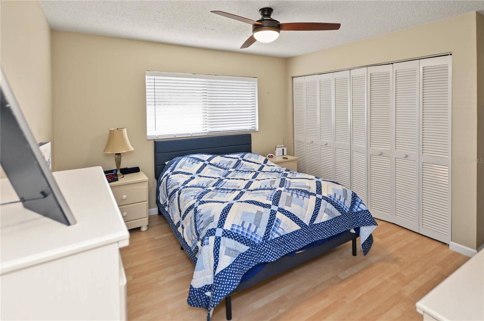 457 ALBEE FARM ROAD, #V13, Venice, FL 34285 Primary Bedroom