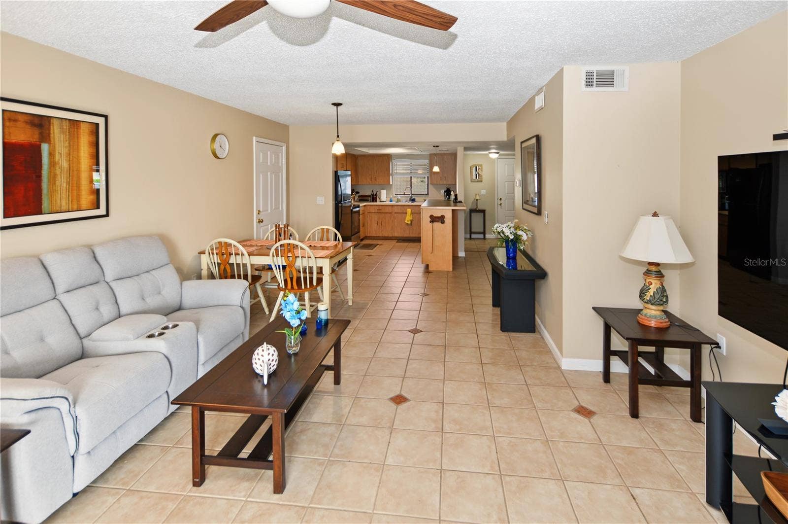 457 ALBEE FARM ROAD, #V13, Venice, FL 34285 Living area