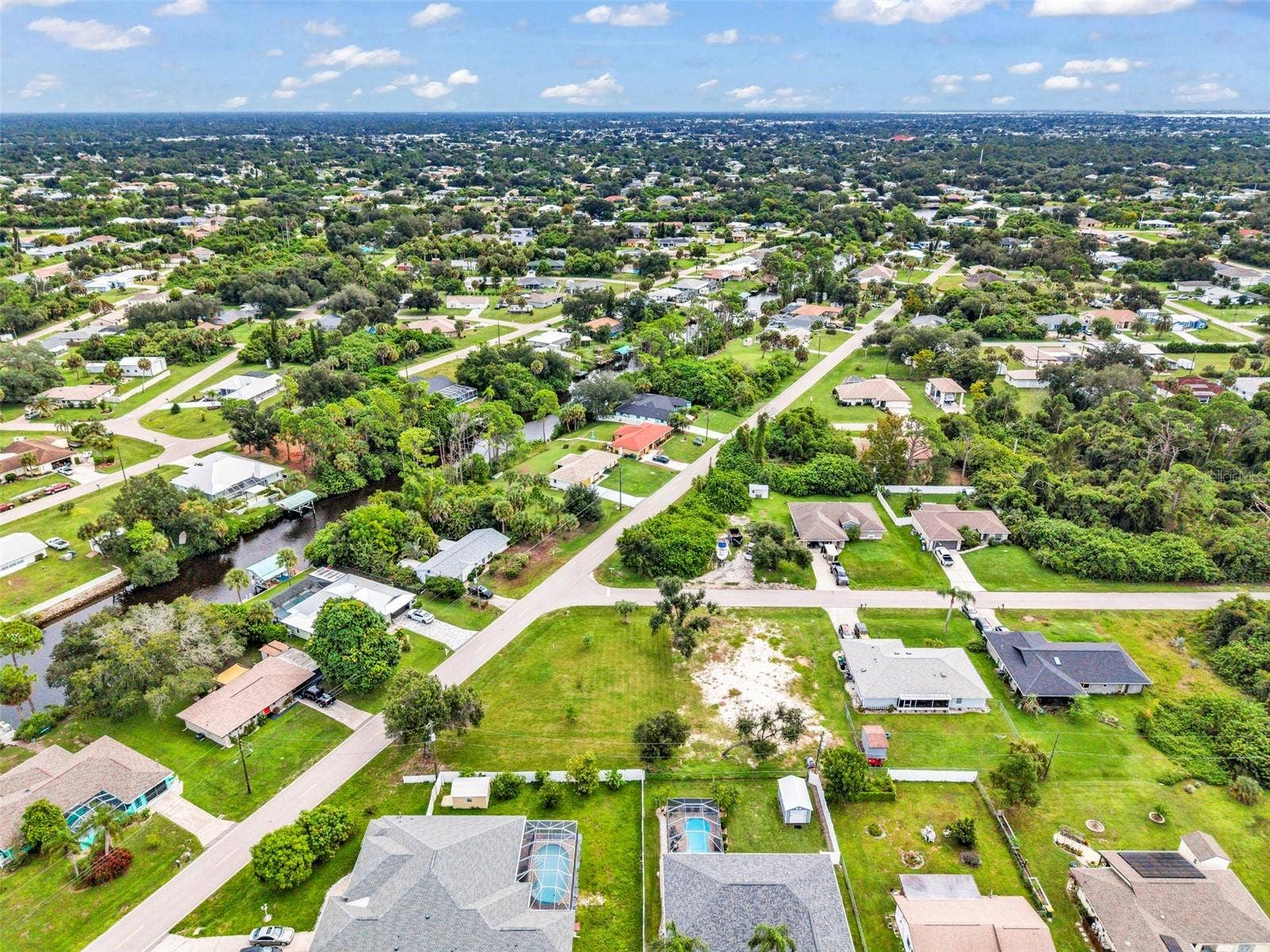 2425 WOODYGLEN STREET, Port Charlotte, FL 33948 2425 WOODYGLEN STREET, Port Charlotte, FL 33948