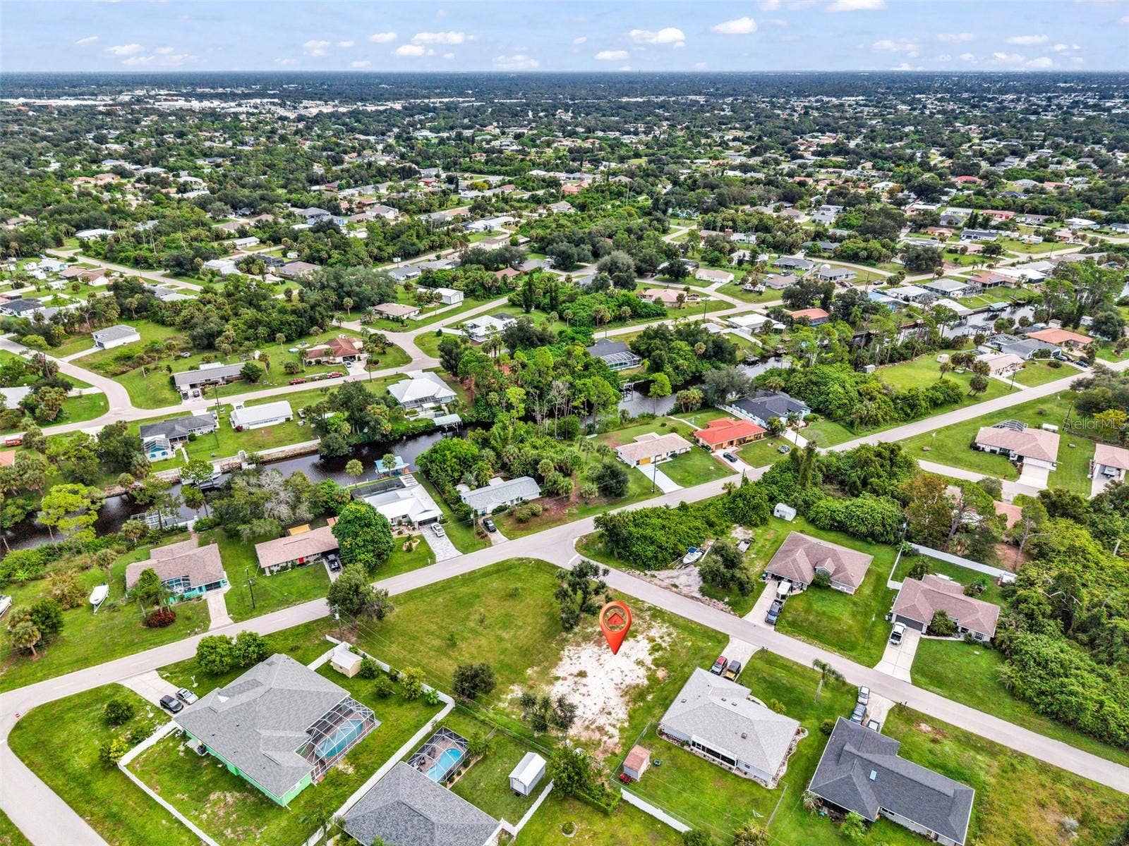 2425 WOODYGLEN STREET, Port Charlotte, FL 33948 2425 WOODYGLEN STREET, Port Charlotte, FL 33948