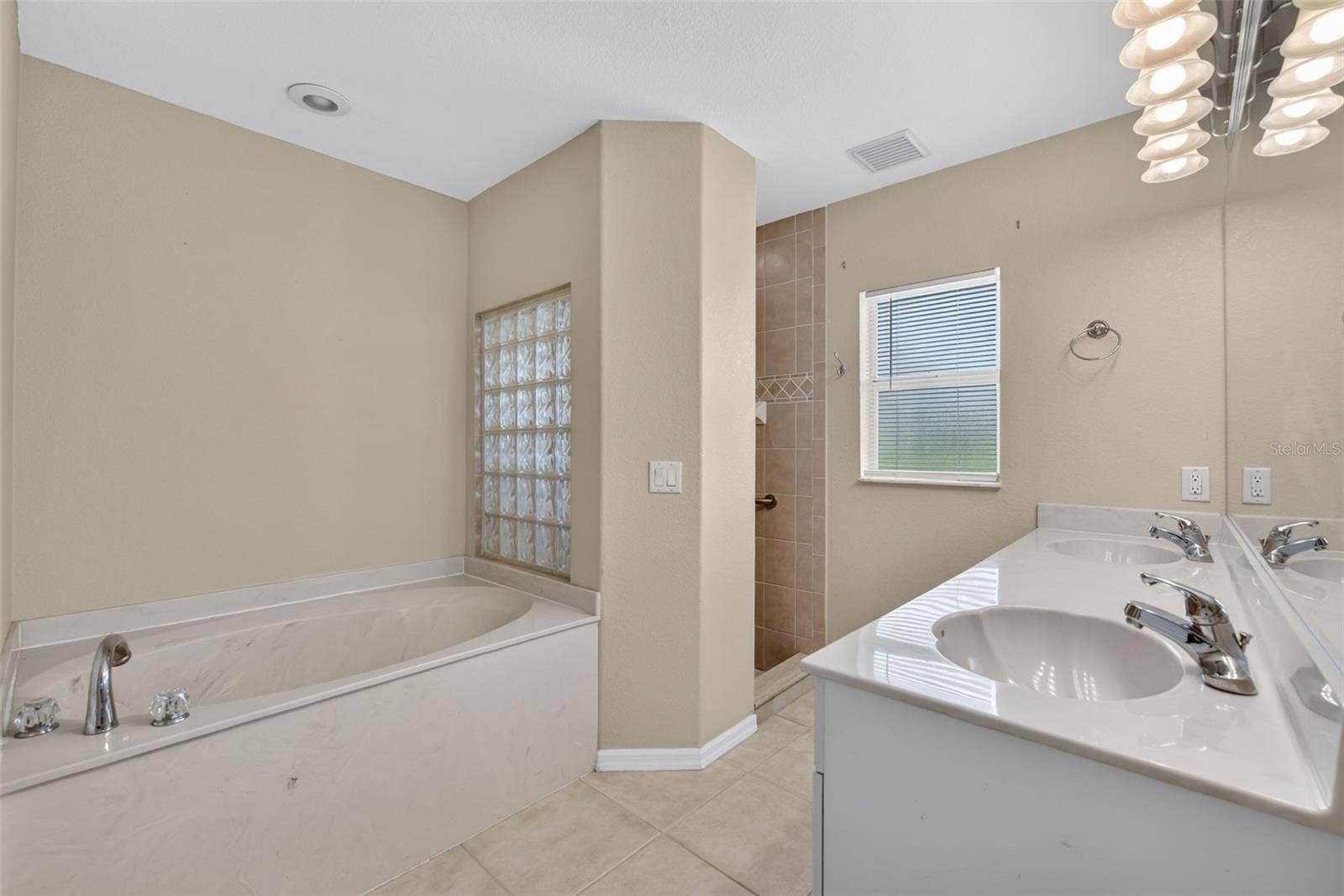 2184 ONONDAGA LANE, Punta Gorda, FL 33983 Primary Bathroom